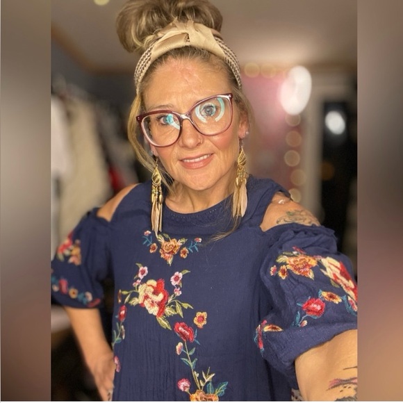 AFFORDABLE Listed and Unlisted CUTE CLOTHES 🌸💃🏼 (1)
Main flyer🫶💗🫶 - Picture 10 of 11